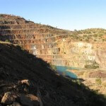 An abandoned uranium mine in Queensland, Australia. © Calistemon, 2009 (CC BY-SA 3.0)